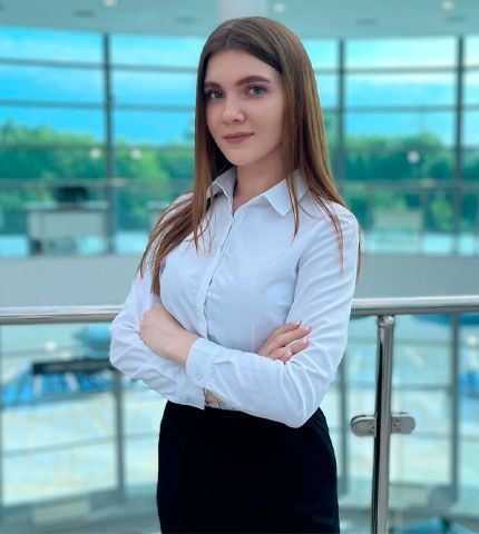 Менеджер Дементьева